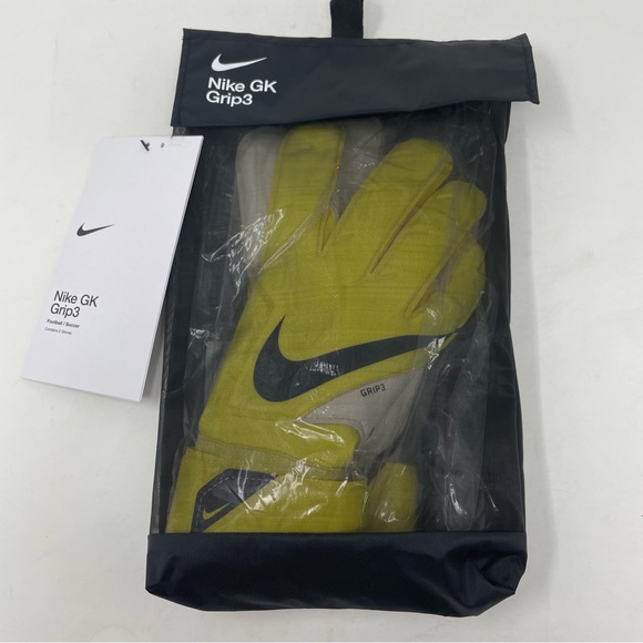 New Nike GK Vapor Grip 3 Goalkeeper CN5651-765 Yellow Strike/White/Black - Picture 1 of 9